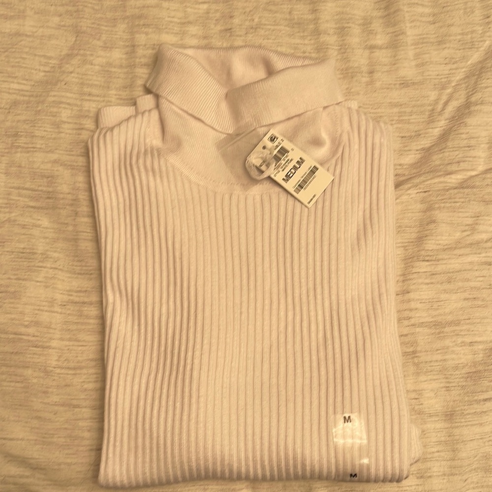 Brand new white turtleneck